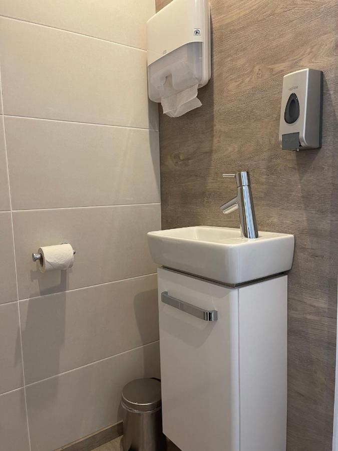 ווסטנדה Villa Hotel (Adults Only) מראה חיצוני תמונה