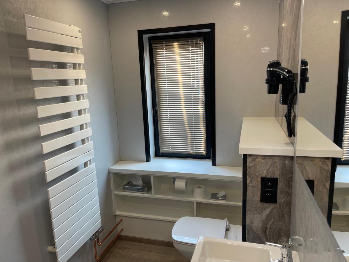 ווסטנדה Villa Hotel (Adults Only) מראה חיצוני תמונה