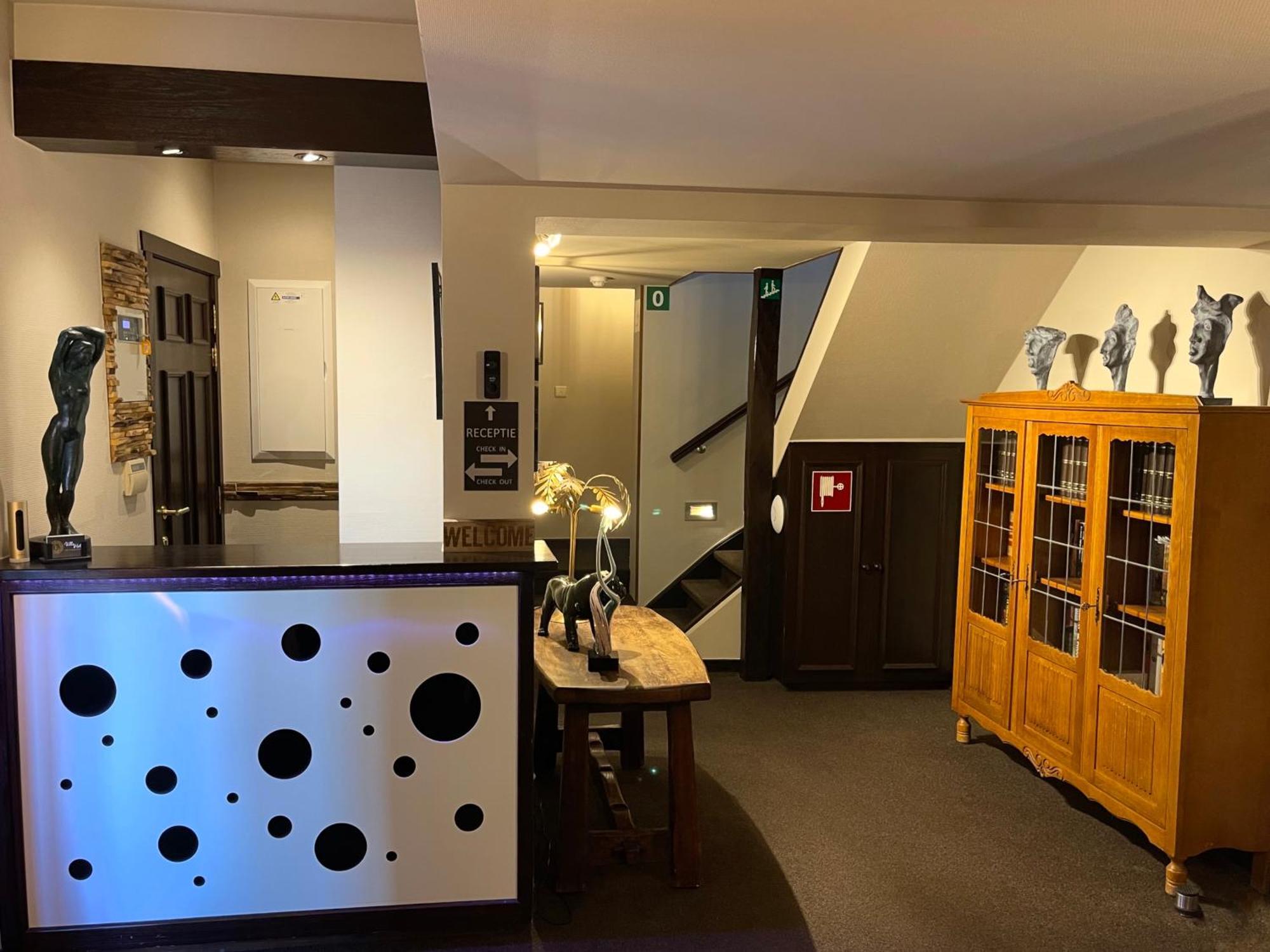 ווסטנדה Villa Hotel (Adults Only) מראה חיצוני תמונה
